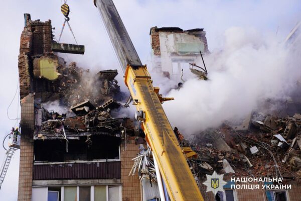 Кількість загиблих у Тернополі зросла до 31 людини: з-під завалів дістали тіло жінки та двох дітей