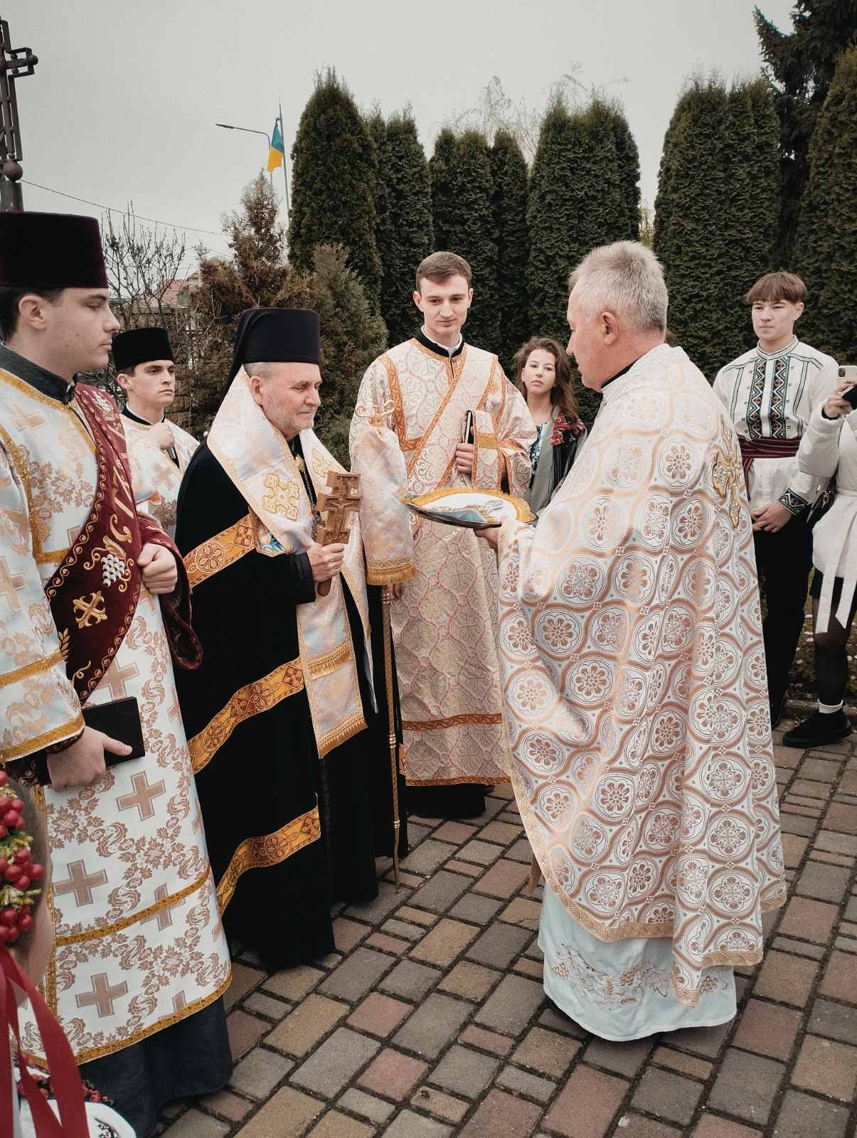 У Товстенській церкві св. Архістратига Михаїла відбулися урочини освячення іконостасу