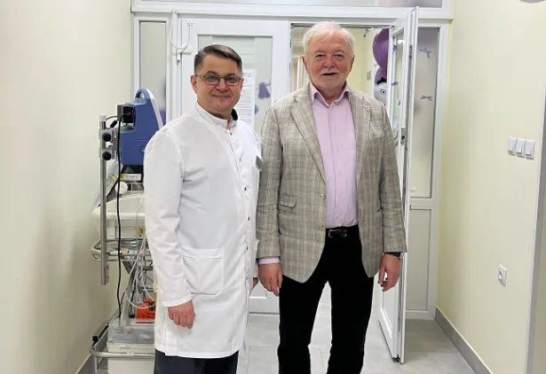 Ексміністр охорони здоров’я Василь Князевич здійснив візит до тернопільського перинатального центру