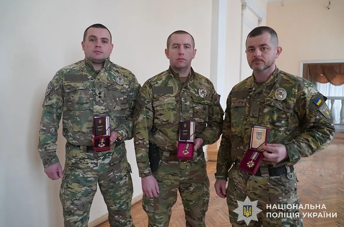 Поліцейських Тернопільщини нагородили орденами «За мужність» ІІІ ступеня