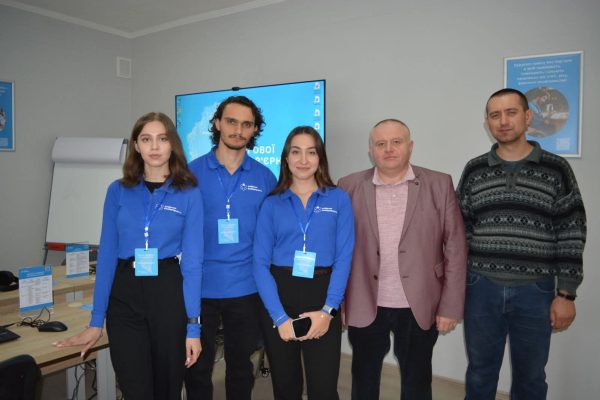 центр цифрової безбар’єрності у Збаражі навчання мешканців