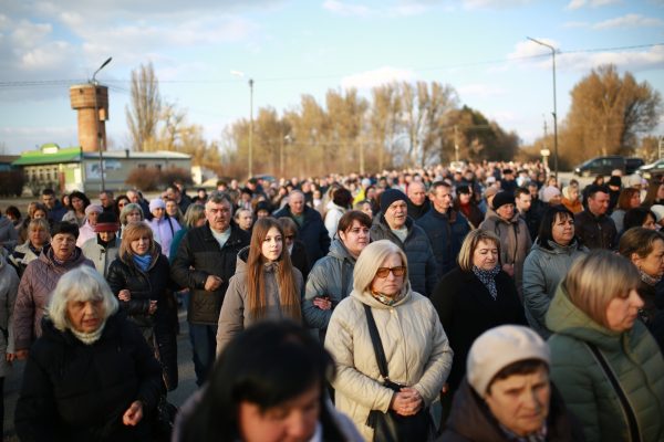 Хресна хода у Збаражі віряни моляться за Україну